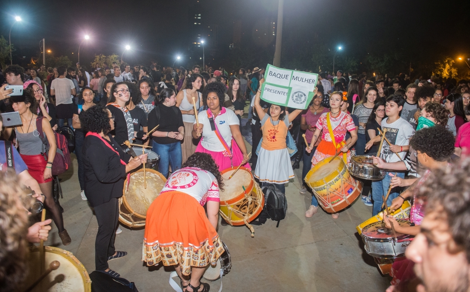 Protesto contou com intervenções artísticas e culturais - foto Marcos Labanca
